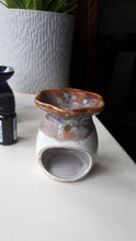 Load image into Gallery viewer, Ceramic earth element oil wax fragrance burners small natural eco-friendly vegan