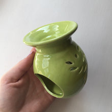 Load image into Gallery viewer, Green Classic Floral Fragrance Warmer