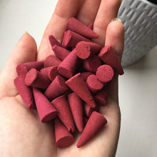 Load image into Gallery viewer, Apple Cinnamon Incense cones indian spiritual meditation burn bundle