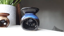 Load image into Gallery viewer, Ceramic ying yang sun star oil wax fragrance burners medium natural eco-friendly vegan 
