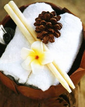 Load image into Gallery viewer, Natural Ear Candle - Rose Essential Oil
